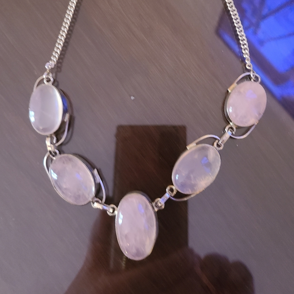 STUNNING  Sterling Silver/pink Quartz necklace